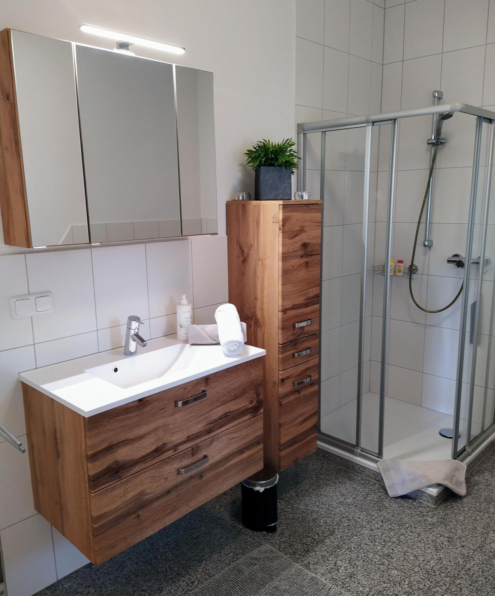 Apartment Entspannen Im Grünen, Mit Eigenem Garten *
